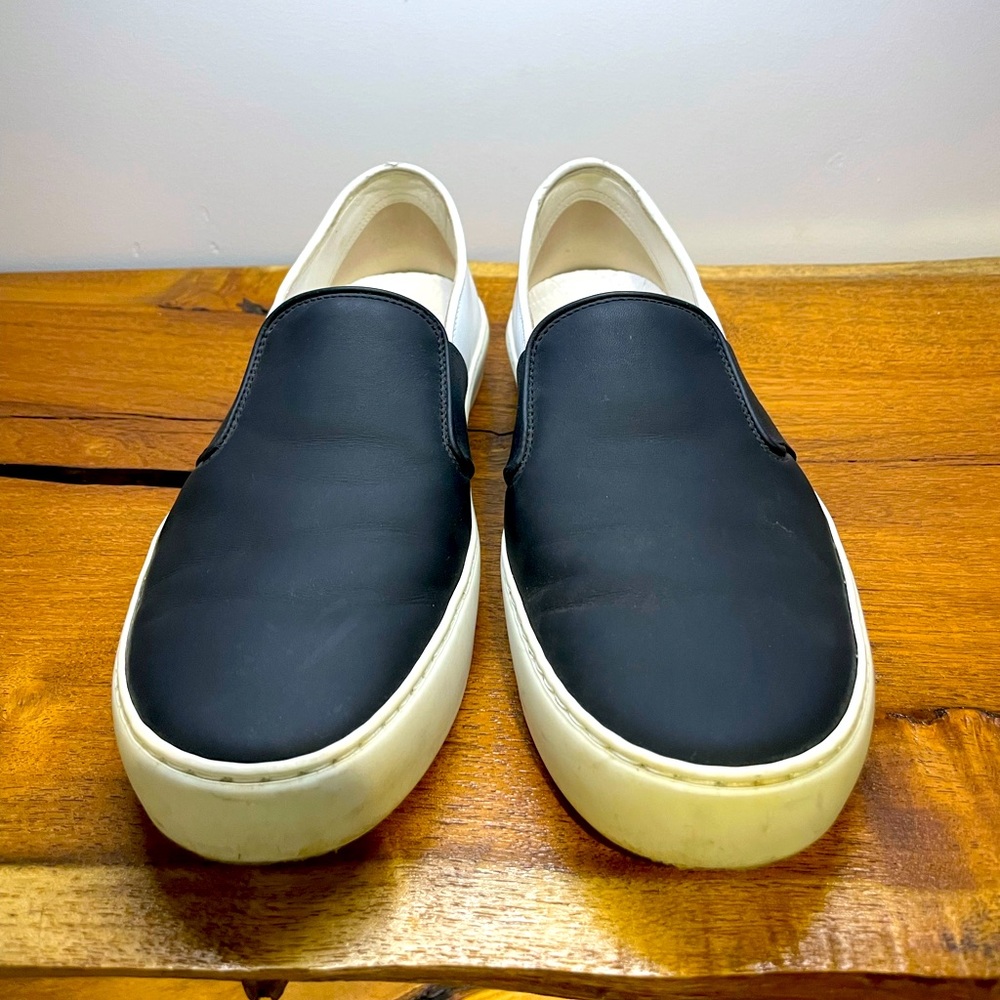 Classic cChanel black & white leather slip- on sneakers size 36